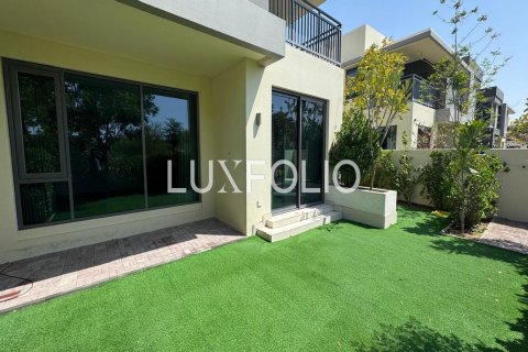 Villa in Maple at Dubai Hills Estate, Dubai Hills Estate, Dubai 5 bedrooms, 286 sq.m. № 46450 - photo 3