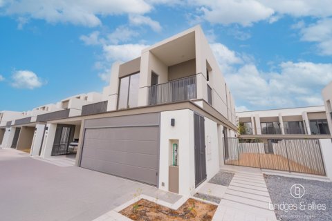 فيلا في دبي 4 غرف نوم, 203.1 م² رقم 77188 - صورة 1