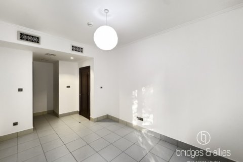 Apartamento en Old Town, Dubai, 1 dormitorio, 81.3 m², № 77190 - foto 11