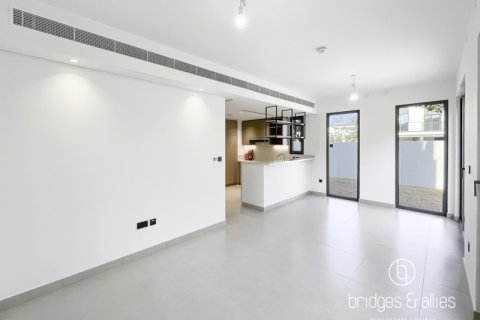 Villa in Dubai 4 bedrooms, 247.1 sq.m. № 77189 - photo 4