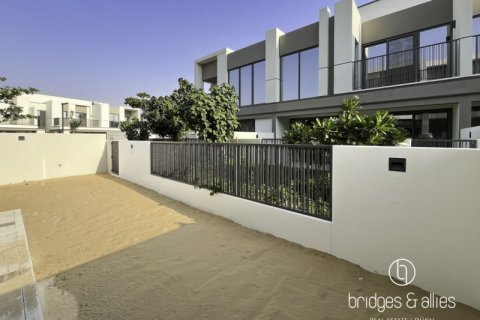 Villa in Dubai 4 bedrooms, 247.1 sq.m. № 77189 - photo 19