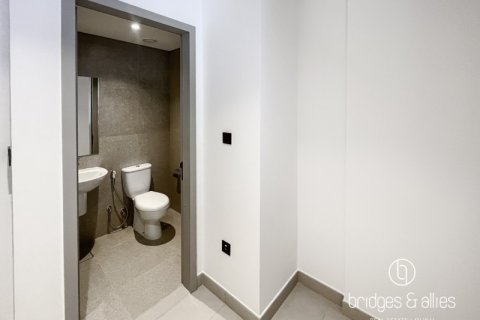 Villa en Dubai, 4 dormitorios, 233 m², № 77198 - foto 17