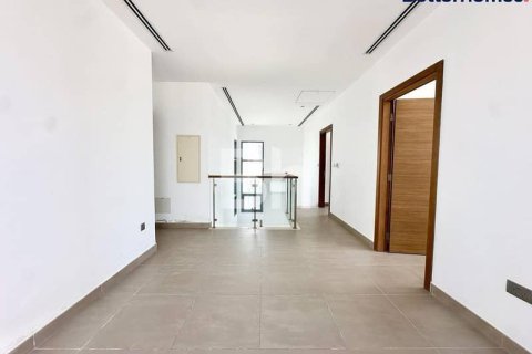 Снять в аренду виллу в Дубай Хилс Эстейт, Дубай: 4 спальни, 430м², № 21042 - фото 5