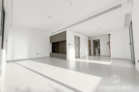 فيلا في دبي 4 غرف نوم, 316.8 م² رقم 21022 - صورة 2