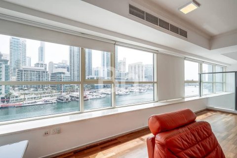 Villa en Dubai Marina, Dubai, 3 dormitorios, 285 m², № 21040 - foto 2