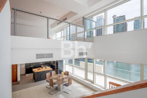 Villa en Dubai Marina, Dubai, 3 dormitorios, 285 m², № 21040 - foto 3