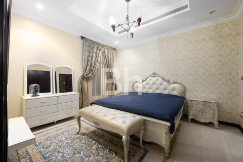 Villa en Palm Jumeirah, Dubai, 4 dormitorios, 470 m², № 21039 - foto 28