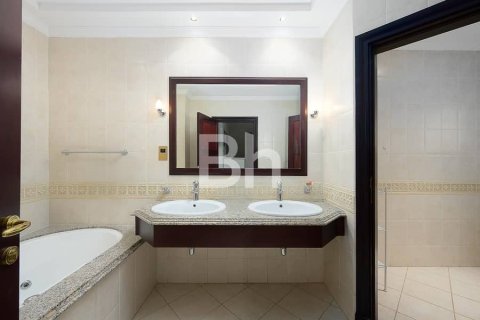 Villa en Palm Jumeirah, Dubai, 4 dormitorios, 470 m², № 21039 - foto 18