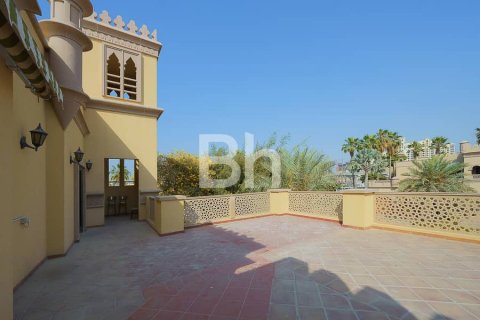 Villa en Palm Jumeirah, Dubai, 4 dormitorios, 470 m², № 21039 - foto 11