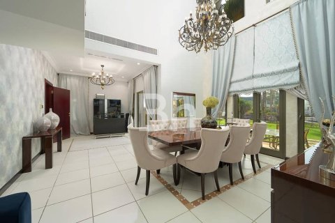 Villa en Palm Jumeirah, Dubai, 4 dormitorios, 470 m², № 21039 - foto 14