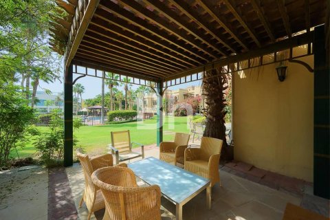 Villa en Palm Jumeirah, Dubai, 4 dormitorios, 470 m², № 21039 - foto 9