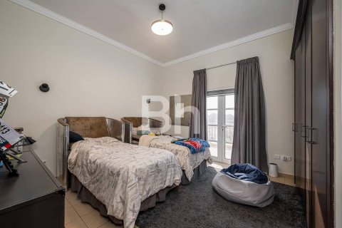 Villa in The Villa, Dubai 4 bedrooms, 469 sq.m. № 21041 - photo 7