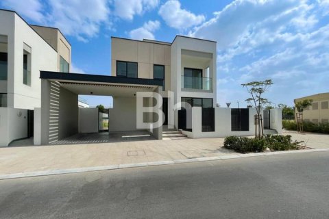 Villa in Arabian Ranches 3, Dubai 4 bedrooms, 611 sq.m. № 57216 - photo 8