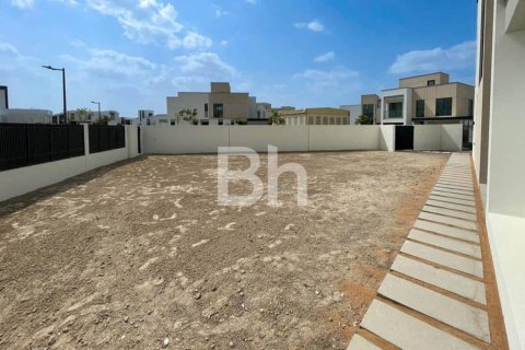 Villa in Arabian Ranches 3, Dubai 4 bedrooms, 611 sq.m. № 57216 - photo 5