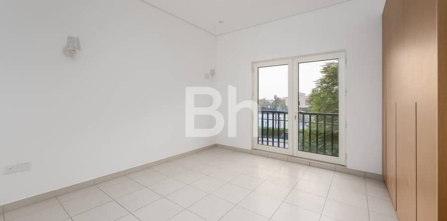 Villa à The Villa, Dubai, 5 chambres, 552 m², № 57218