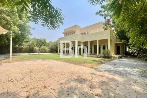 Villa à Arabian Ranches, Dubai, 5 chambres, 1129 m², № 57195 - photo 1