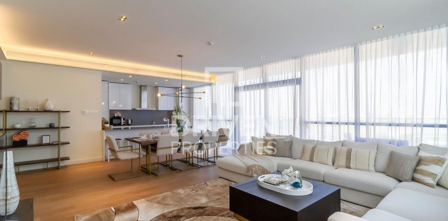 Квартира в City Walk, Дубай, 3 спальни, 217м², № 19445