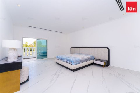 Villa en Dubai, 5 dormitorios, 801.7 m², № 90529 - foto 11