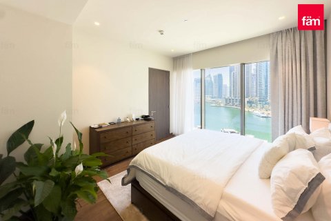 Apartment in Dubai Marina, Dubai 4 bedrooms, 368.1 sq.m. № 23159 - photo 15
