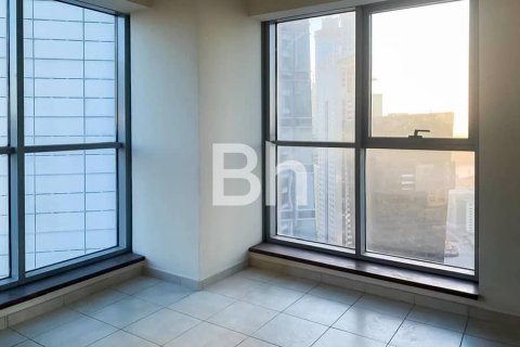 Apartment in Business Bay, Dubai 2 bedrooms, 136 sq.m. № 56350 - photo 14