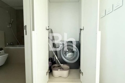 Apartment in Dubai 1 bedroom, 69 sq.m. № 56352 - photo 2