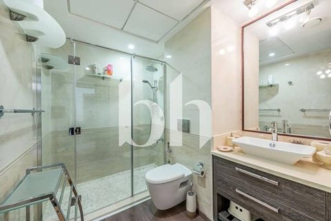 Купить квартиру в Даунтаун Дубай (Даунтаун Бурдж Дубай), Дубай: 2 спальни, 135м², № 56369 - фото 10