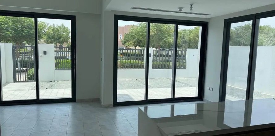 Maison de ville à Dubai, 4 chambres, 230 m², № 100306