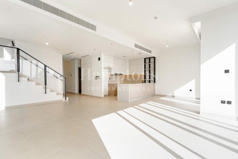 Villa en Golf Grove, Dubai Hills Estate, Dubai, 3 dormitorios, 270.53353600 m², № 12707 - foto 5