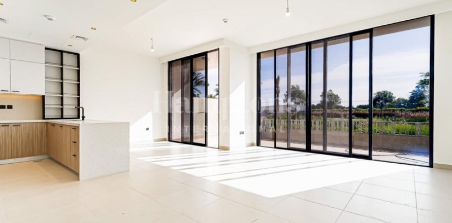 Villa en Golf Grove, Dubai Hills Estate, Dubai, 3 dormitorios, 270.534 m², № 12707