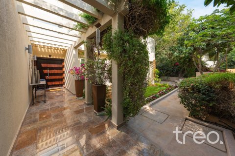 Villa à Saheel, Arabian Ranches, Dubai, 5 chambres, 493.22 m², № 134694 - photo 4
