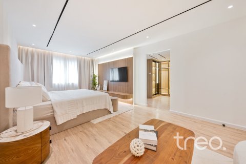 Villa in Meadows, Dubai 4 bedrooms, 390.19 sq.m. № 134696 - photo 7