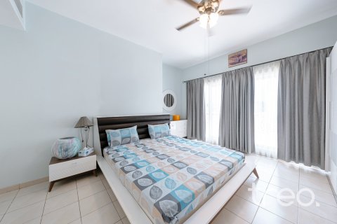 Villa à Meadows, Dubai, 4 chambres, 371.61 m², № 134693 - photo 3
