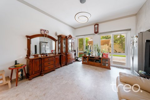 Villa à Meadows, Dubai, 4 chambres, 371.61 m², № 134693 - photo 10