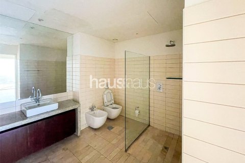 Снять в аренду квартиру в Sheikh Zayed Road, Дубай: 2 спальни, 106м², № 45262 - фото 8