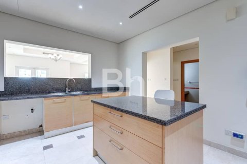 Adosado en Al Furjan, Dubai, 3 dormitorios, 281 m², № 57947 - foto 5
