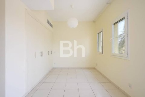 Villa in The Springs, Dubai 2 bedrooms, 246 sq.m. № 57942 - photo 8