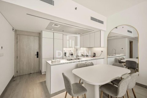 Apartamento en Jumeirah Village Circle, Dubai, 3 dormitorios, 121.8 m², № 129201 - foto 2