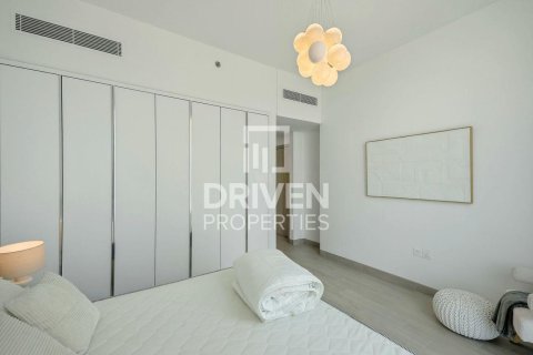 Apartamento en Jumeirah Village Circle, Dubai, 3 dormitorios, 121.8 m², № 129201 - foto 12