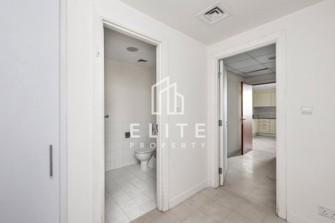 Купить квартиру в Дубае: 3 спальни, 218м², № 69843 - фото 25