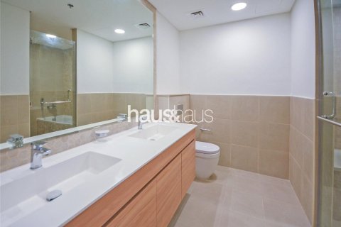 Apartment in Al Andalus, Jumeirah Golf Estates, Dubai 2 bedrooms, 129 sq.m. № 44947 - photo 7