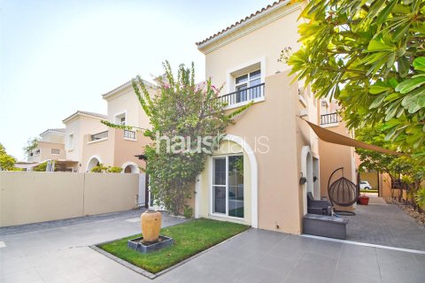 Снять в аренду виллу в Арабиан Ранчес, Дубай: 3 спальни, 259м², № 44945 - фото 8