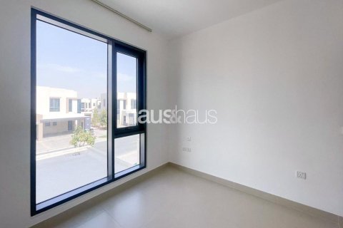 Townhouse in Maple at Dubai Hills Estate, Dubai Hills Estate, Dubai 4 bedrooms, 202 sq.m. № 44949 - photo 7
