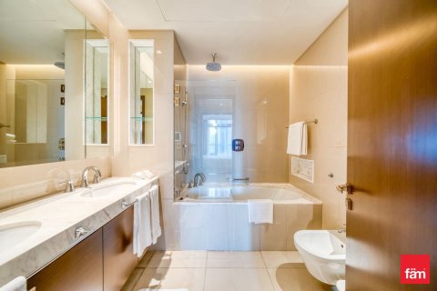 Apartment in Downtown Dubai (Downtown Burj Dubai), Dubai 1 bedroom, 78.1 sq.m. № 93560 - photo 13