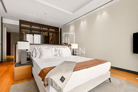 Apartment in Al Wasl, Dubai 2 bedrooms, 137.22 sq.m. № 136176 - photo 12