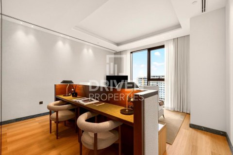 Apartment in Al Wasl, Dubai 2 bedrooms, 137.22 sq.m. № 136176 - photo 16