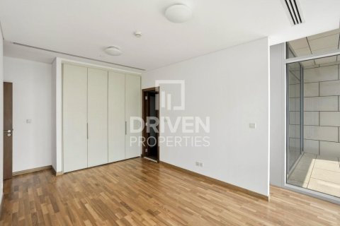 Apartment in DIFC, Dubai 3 bedrooms, 188.04 sq.m. № 136177 - photo 7