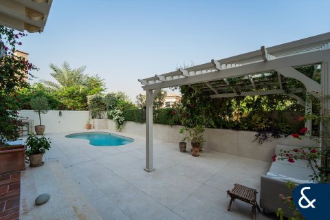 Купить виллу в Джумейра Гольф Эстейтс, Дубай: 4 спальни, 347м², № 91194 - фото 20