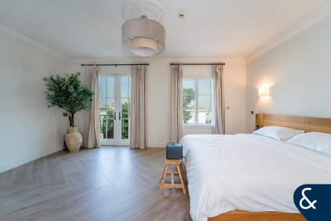 Купить виллу в Джумейра Гольф Эстейтс, Дубай: 4 спальни, 347м², № 91194 - фото 12