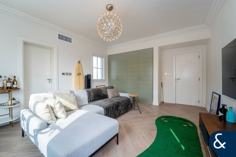 Купить виллу в Джумейра Гольф Эстейтс, Дубай: 4 спальни, 347м², № 91194 - фото 17