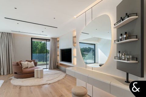 Villa in Jumeirah Golf Estates, Dubai 5 bedrooms, 1200 sq.m. № 91184 - photo 12